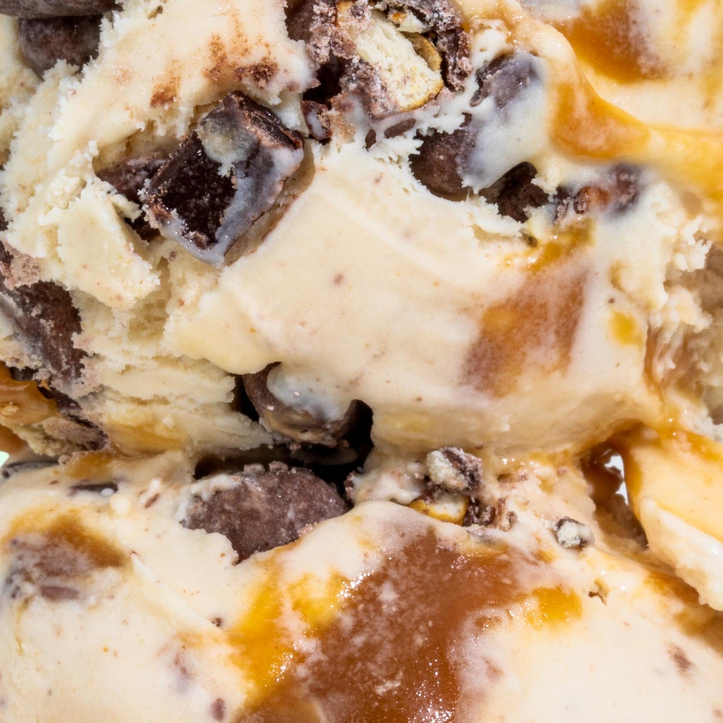 High Five Candy Bar Pint Jeni's Splendid Ice Creams